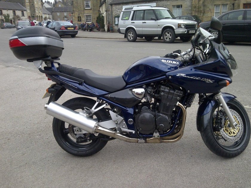 Сузуки бандит 1200