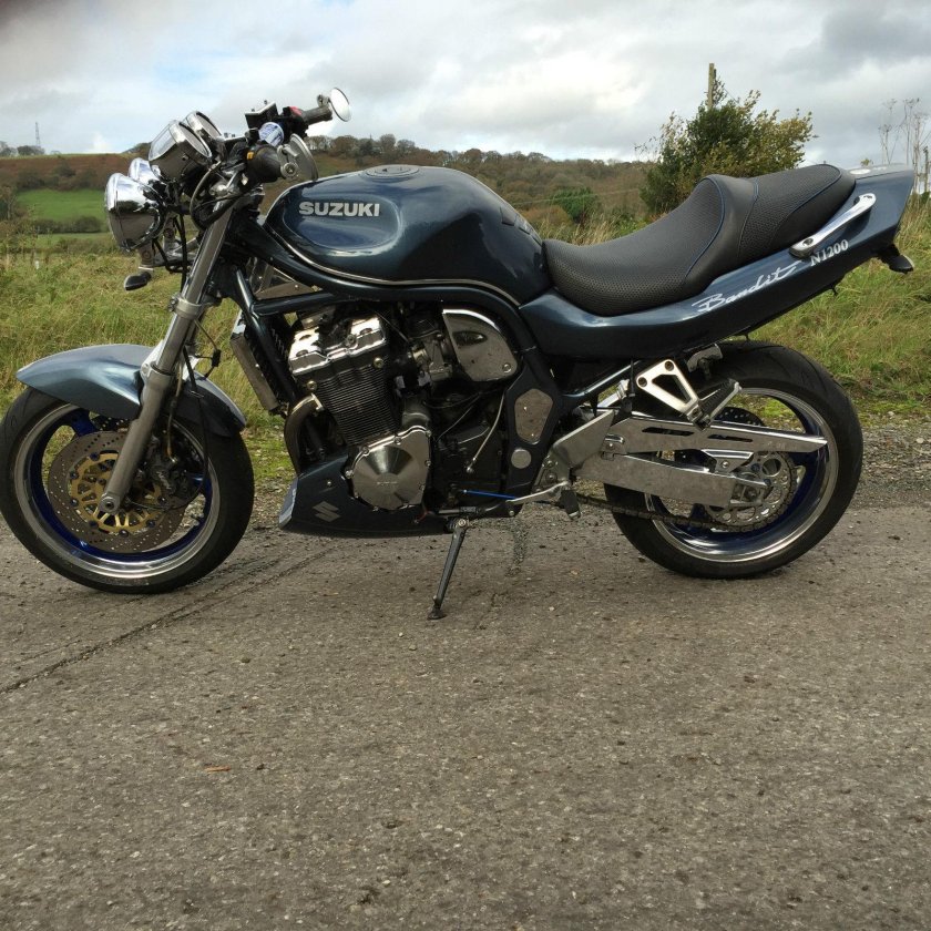 Suzuki GSF 1200