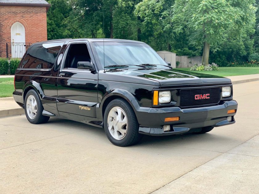 1992 GMC Typhoon