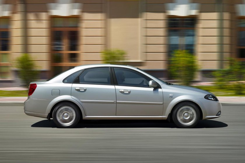 Дэу Джентра седан