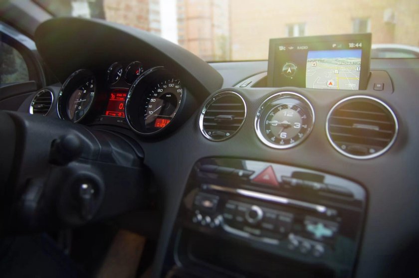 Торпеда Пежо 308