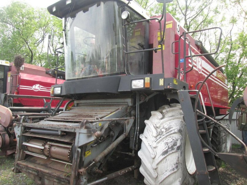 Комбайн гомсельмаш