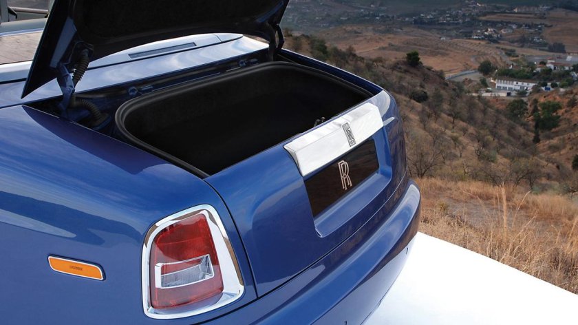 Роллс Ройс багажник