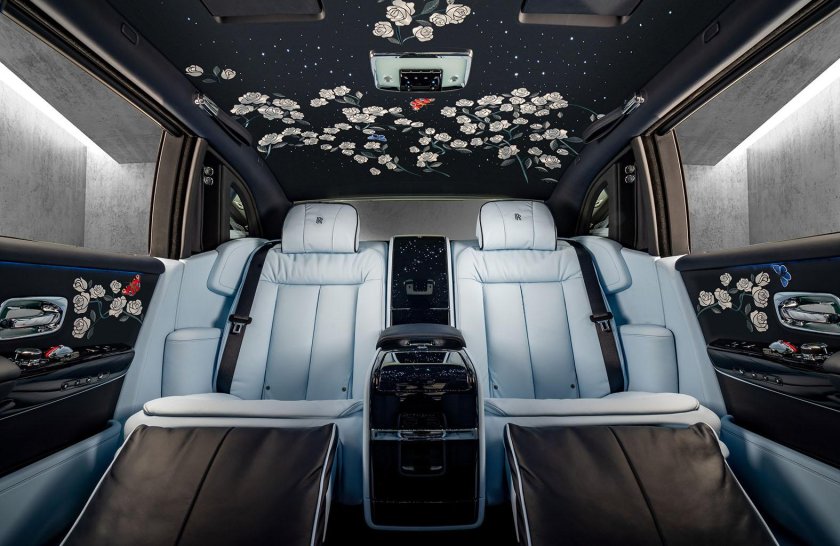 Rolls Royce Phantom 2020 салон