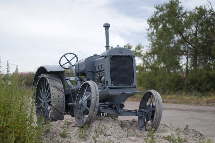 Трактор СТЗ-5