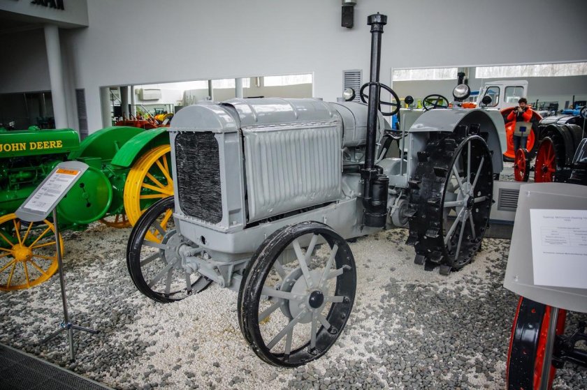 Первый трактор ХТЗ