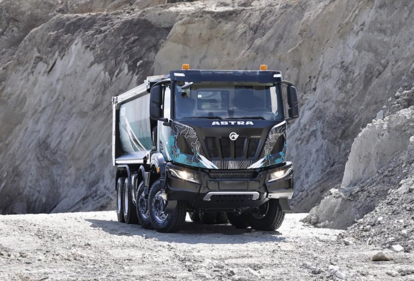 Полноприводный самосвал астра