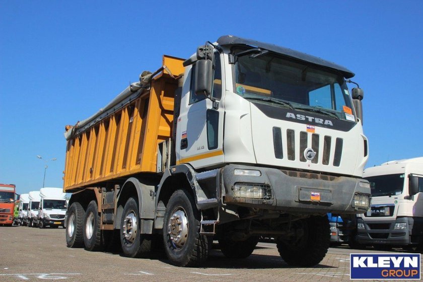 Самосвал Astra hd7, 8х4