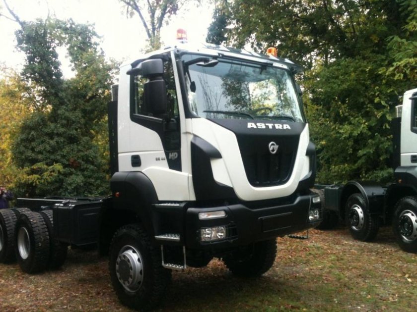 Седельный тягач Астра