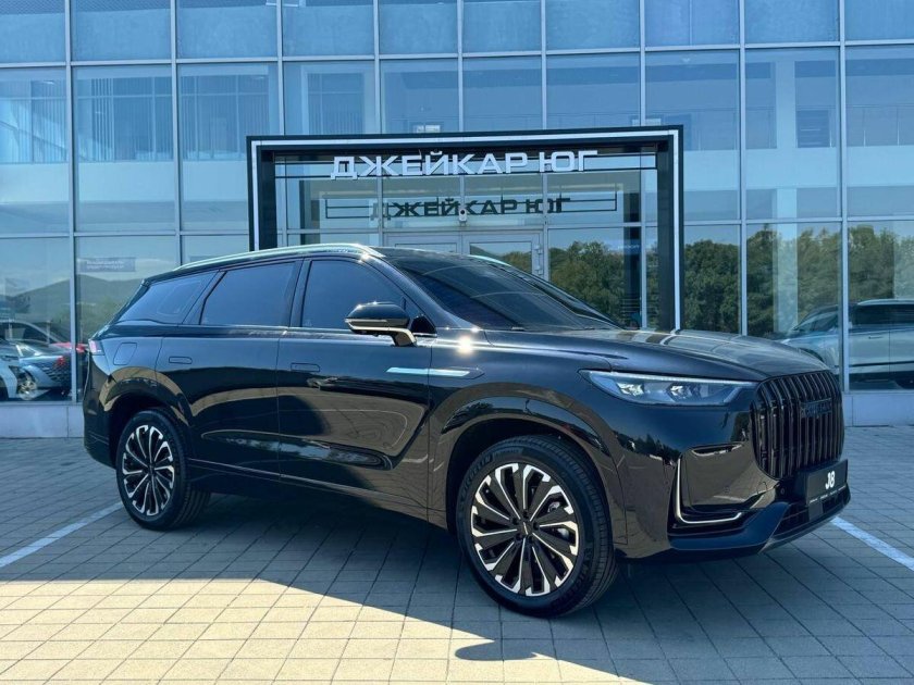 Автомобиль jaecoo j 8