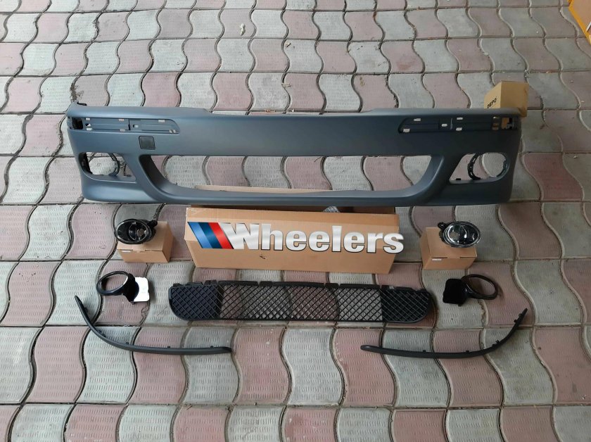 Передний бампер е39 в сборе с туманками