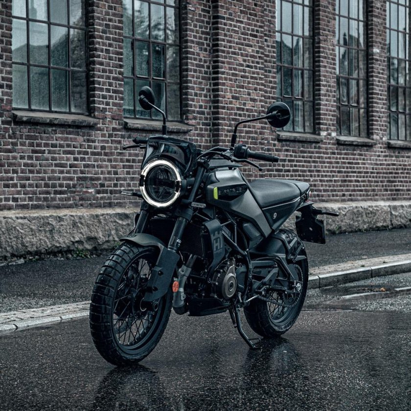 Husqvarna svartpilen 401