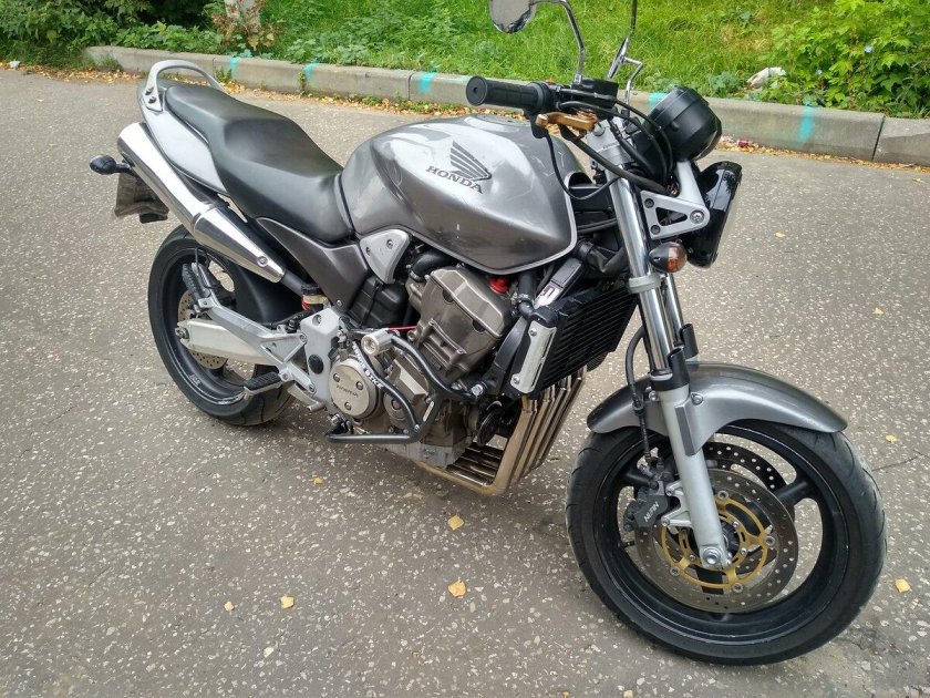 Honda cb600f hornet 2004
