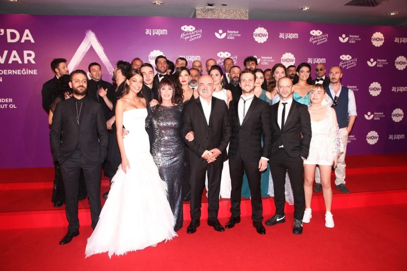 Дилан Чичек Дениз и Арас Булут