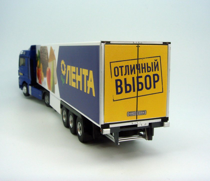 115920 Man TGX Euro 5 toit moyen Semi Frigo «лента» 1:43 Eligor