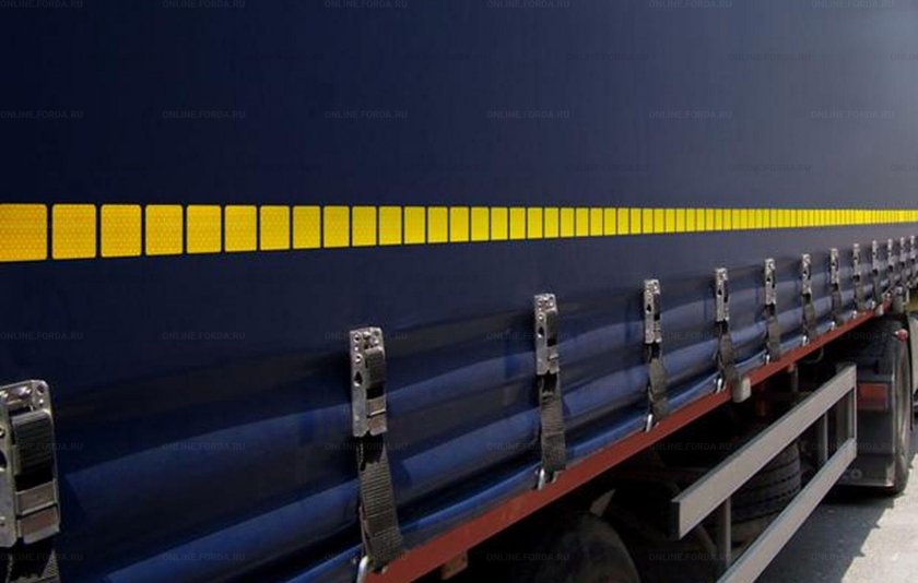 Светоотражающая полоса для грузовых авто