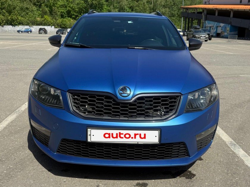 Шкода октавия rs синяя