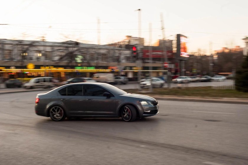 Заднеприводная Шкода Октавия