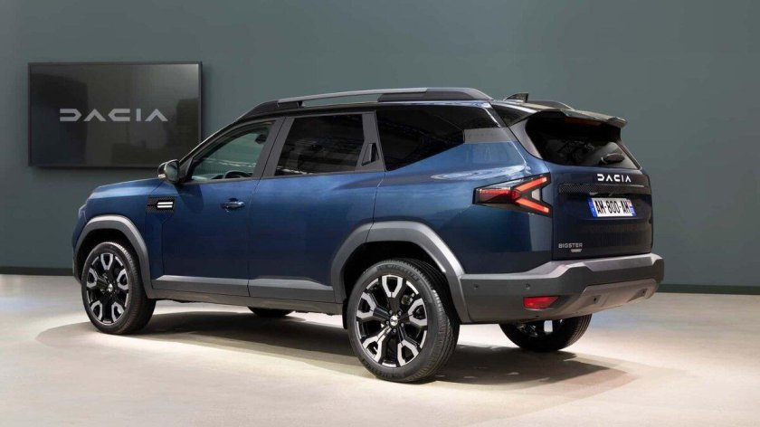 Новый рено дастер 2023