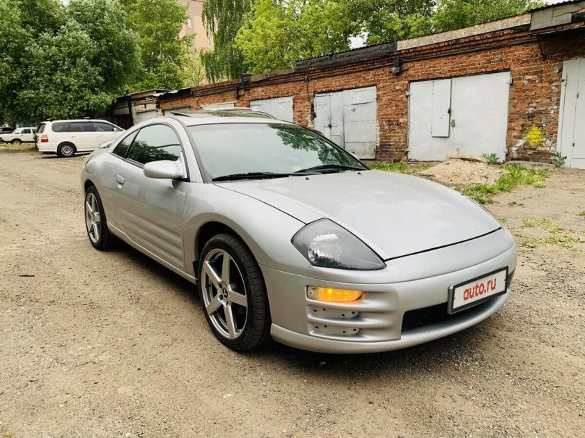 Mitsubishi eclipse iii