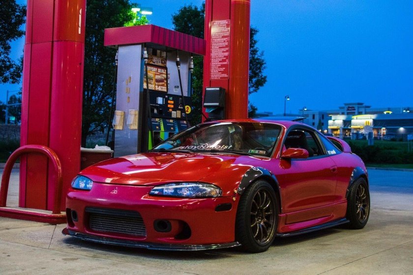 Mitsubishi Eclipse 2 stance