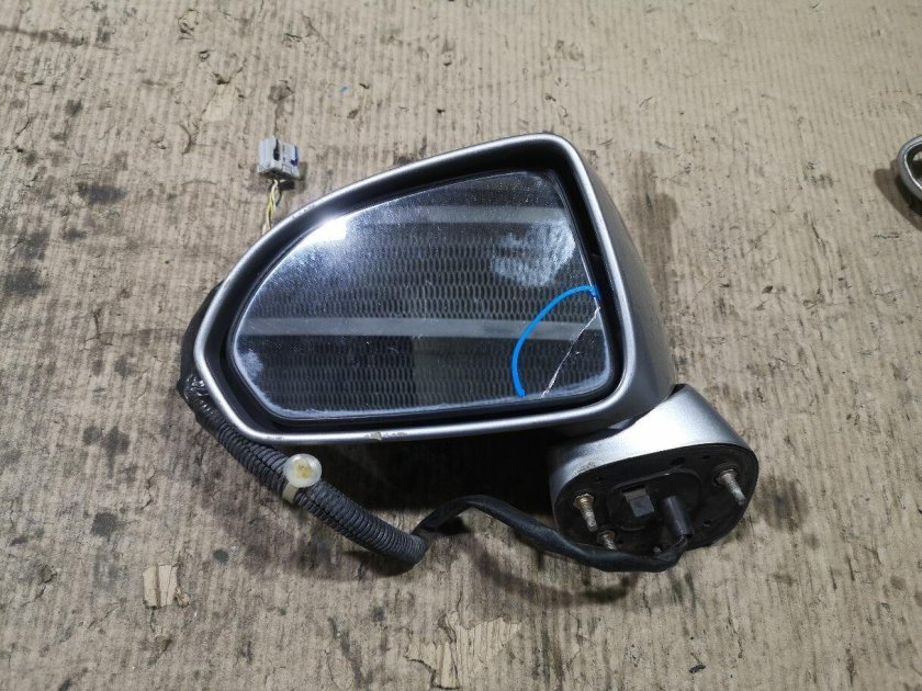 Заедает зеркало боковое Киа Соренто Прайм