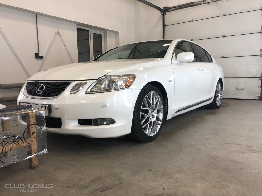 Лексус лс 430 2005