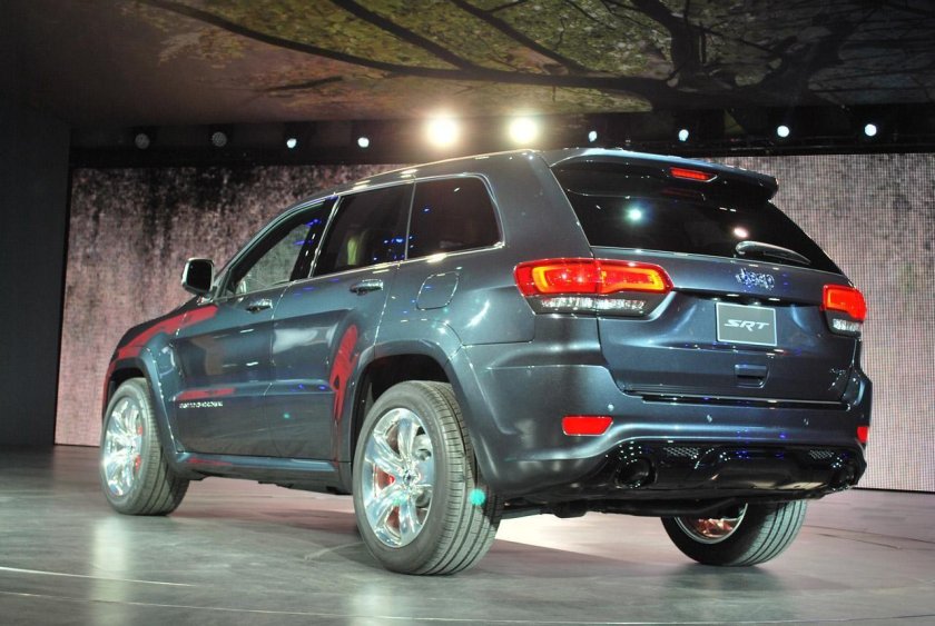 Jeep Grand Cherokee srt8 2014