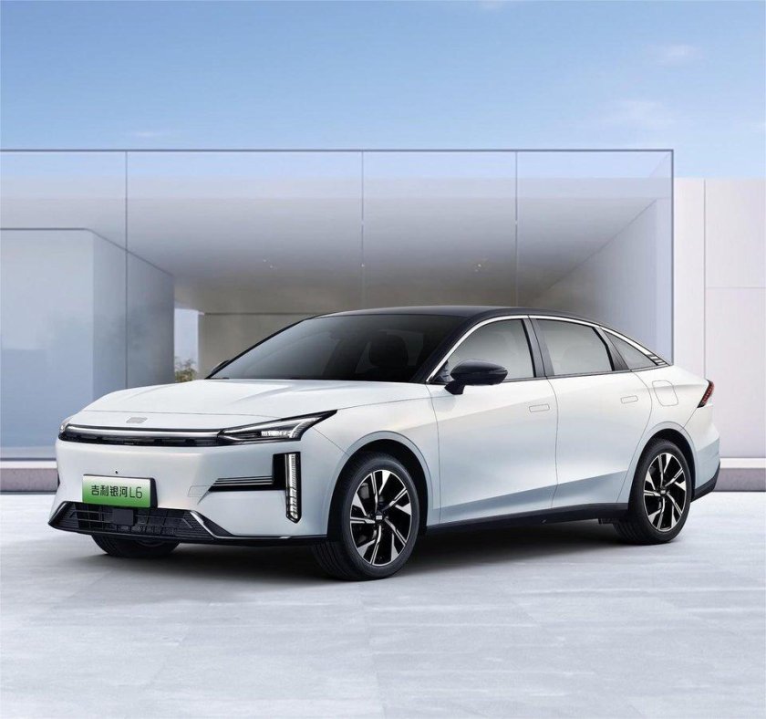 Geely седан 2023