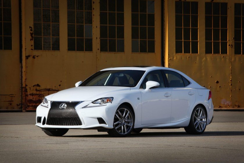 Лексус is 350 3 поколение