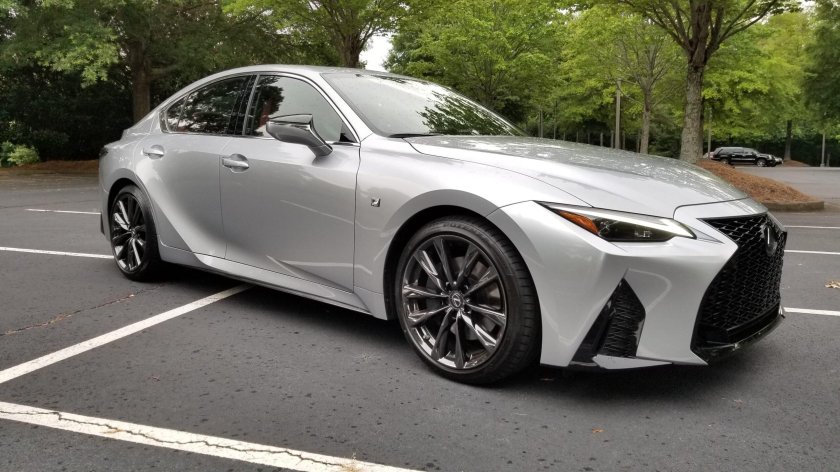 Лексус ИС 250 2021