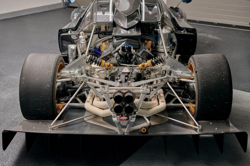 Pagani Zonda r двигатель