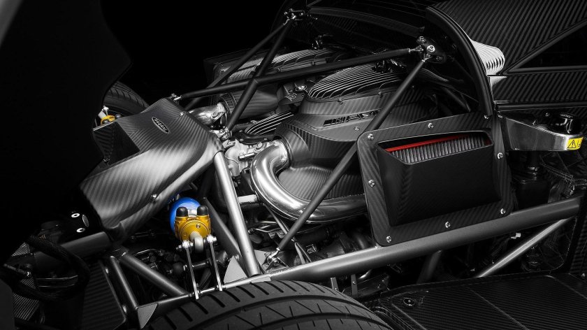 Pagani Huayra engine