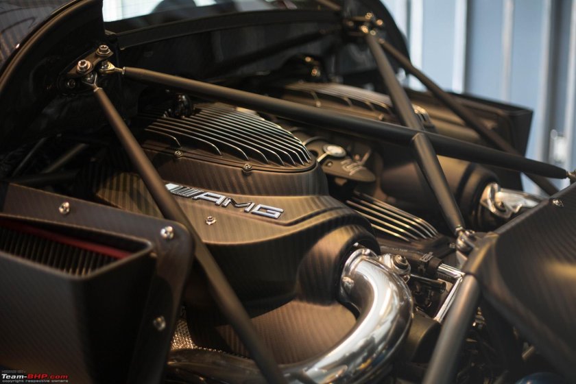 Pagani Huayra engine