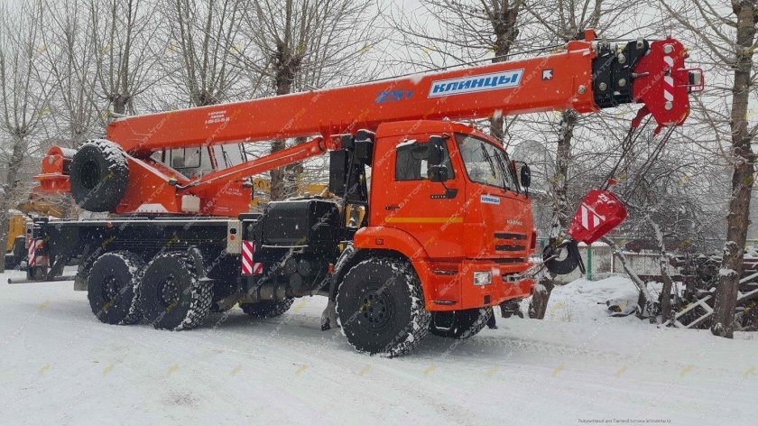 КС 55713-5к-3 автокран 25т. (КАМАЗ-43118)
