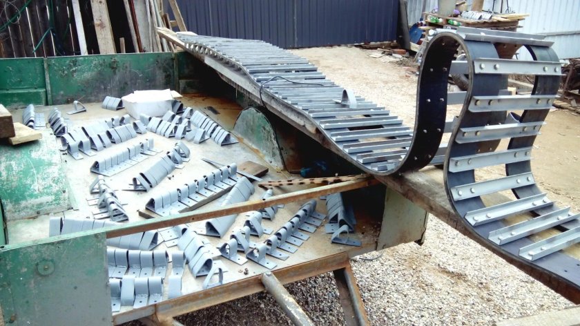 Конвейерная лента гусеничный вездеход