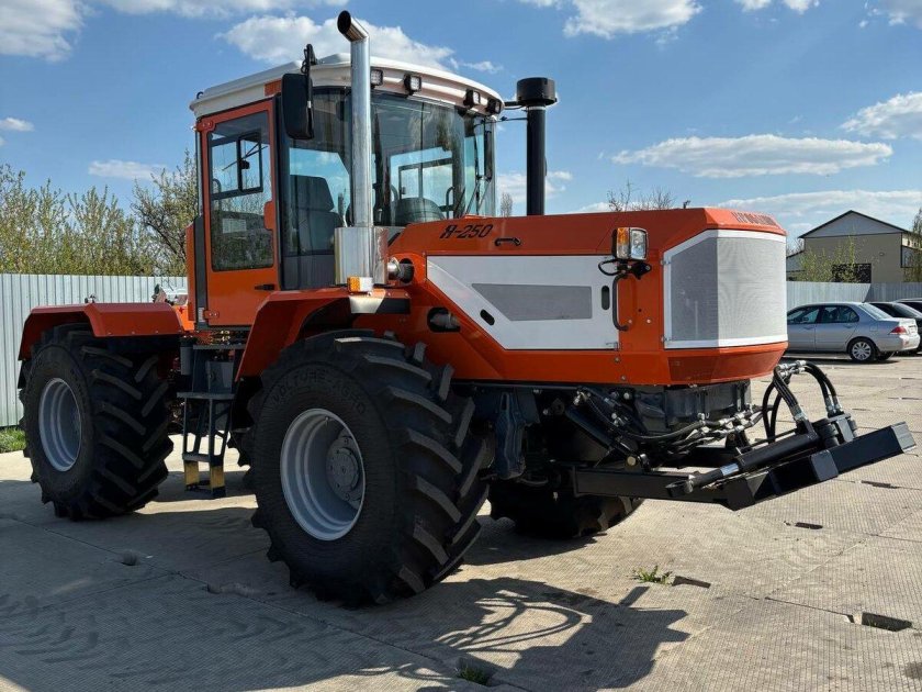 Трактор ярославец я 250