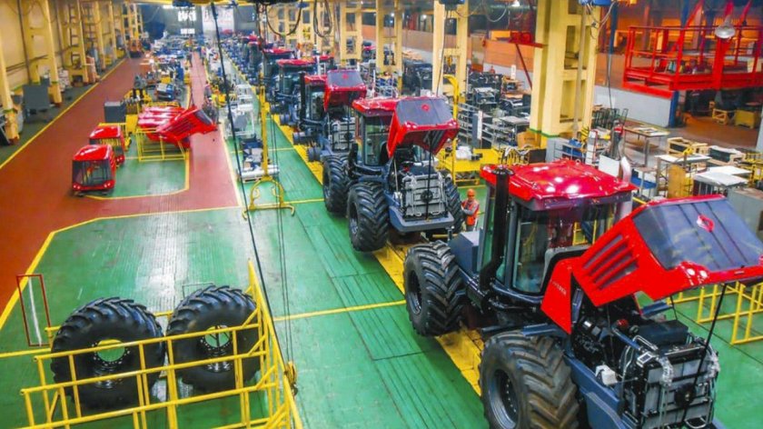 Петербургский тракторный завод Кировец