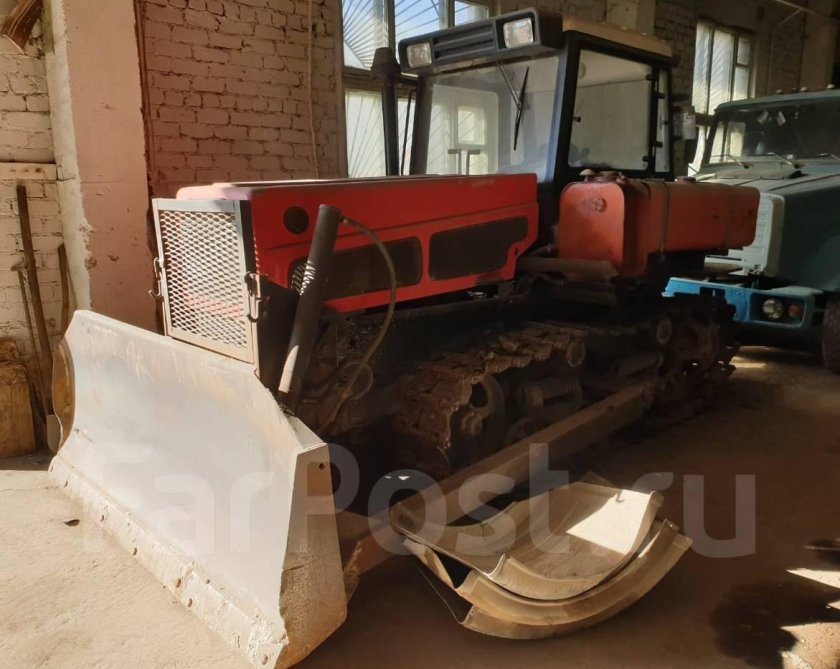 Трактор ДТ-75 С отвалом