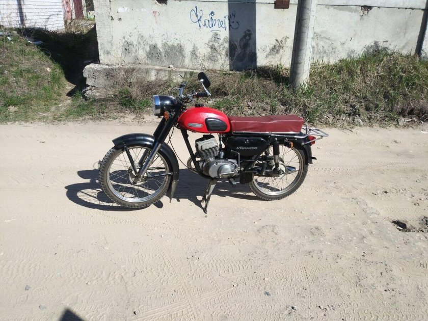 Минск 3.112 красный