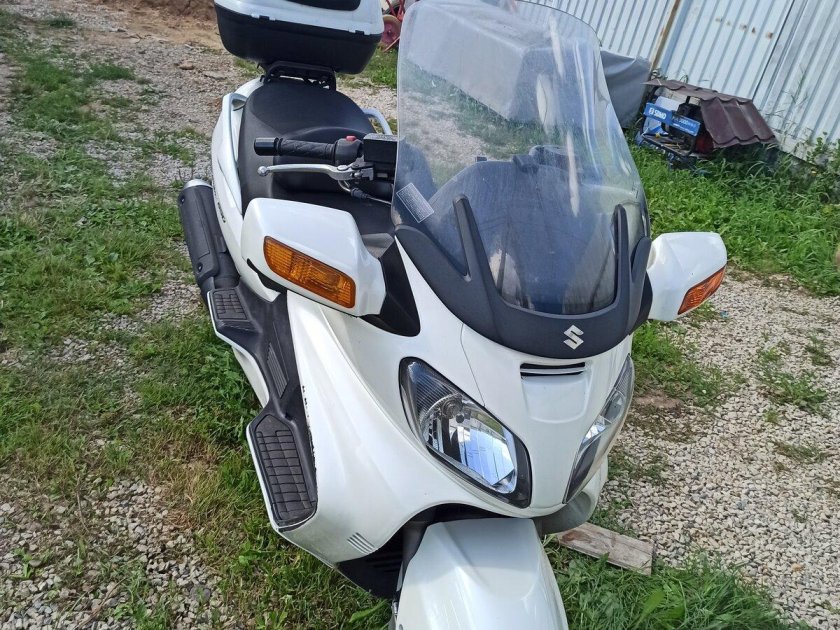 Suzuki burgman 650