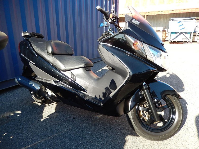 Suzuki Skywave 400 Type s