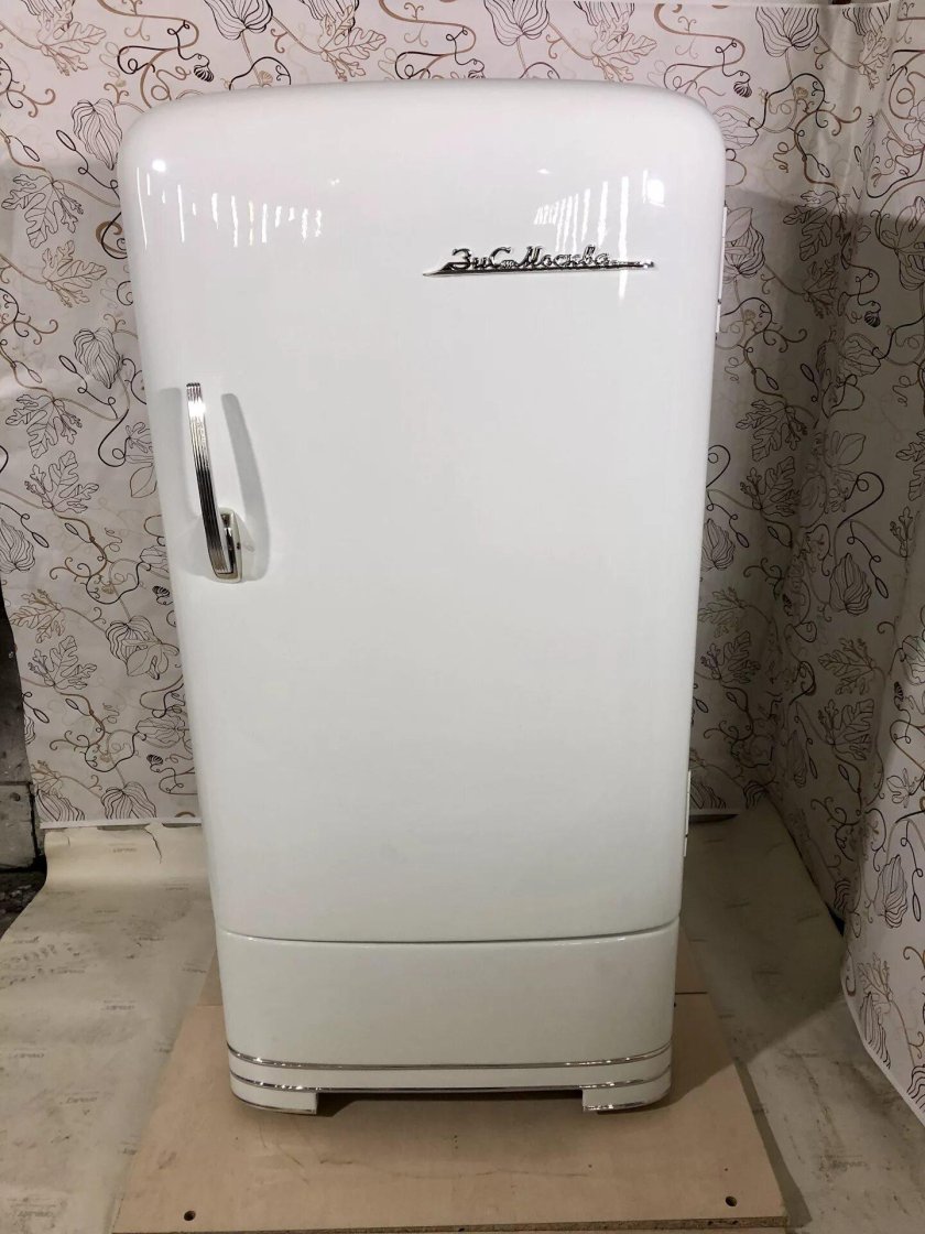 Холодильник ЗИС-Москва дх2