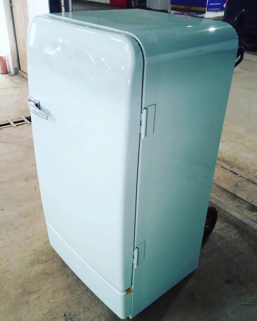 Холодильник ЗИЛ Москва КХ-240