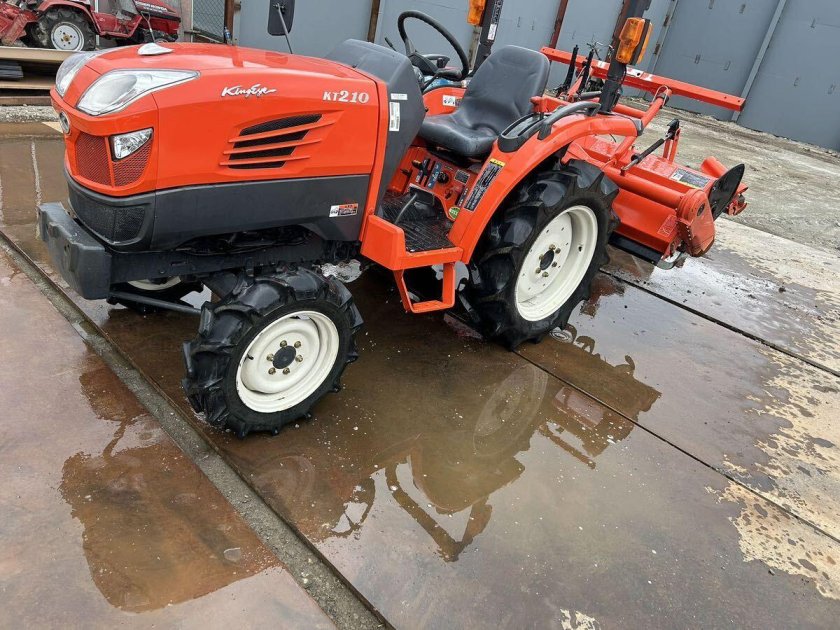 Японский трактор кубота