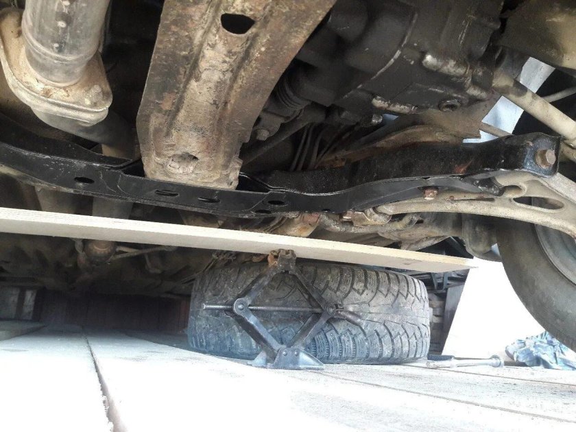 Задний подрамник Сузуки Балено