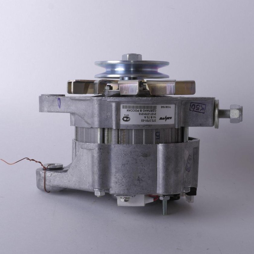 Генератор 2104-07,21045 инж.дв. (14в/73а/1022вт) (КЗАТЭ)