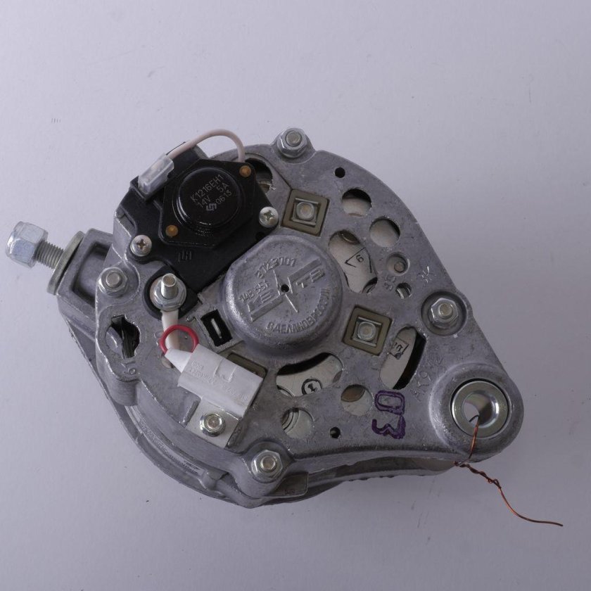 Генератор ВАЗ 2105