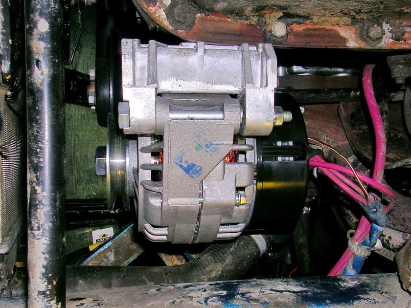 Генератор автомобильный ВАЗ 2107