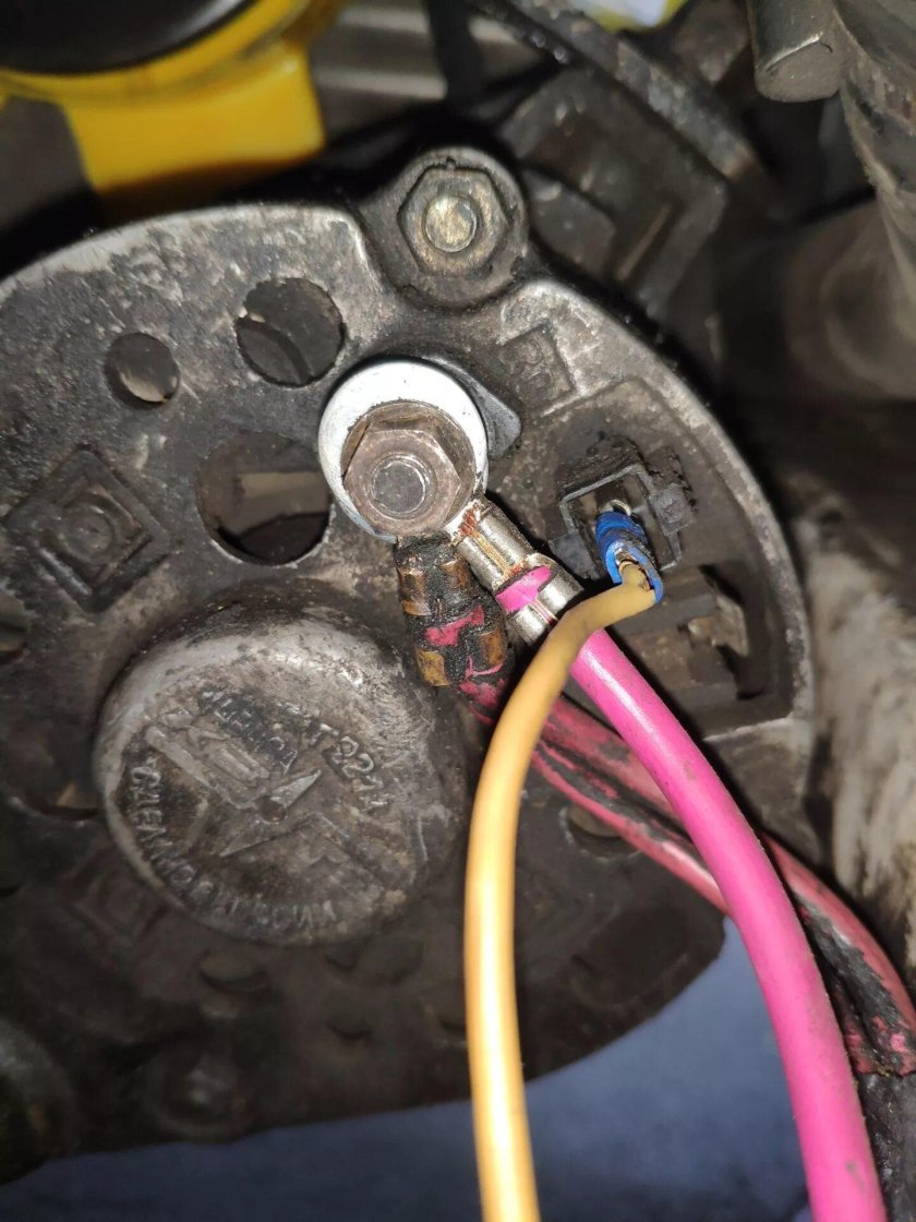 Провода на Генератор ВАЗ 2105